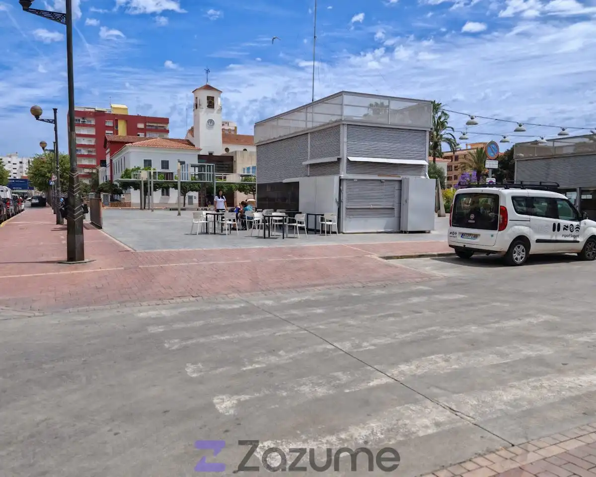 Study for rent in Carrer Sogorb, Centro Puerto