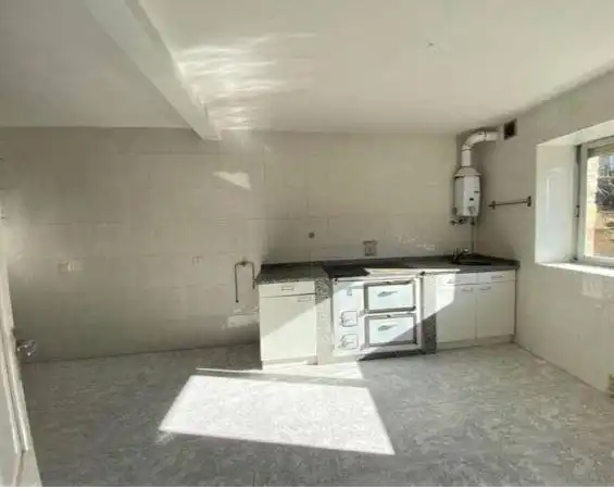 Cuina de Casa o xalet en venda en Garrafe de Torío amb Calefacció