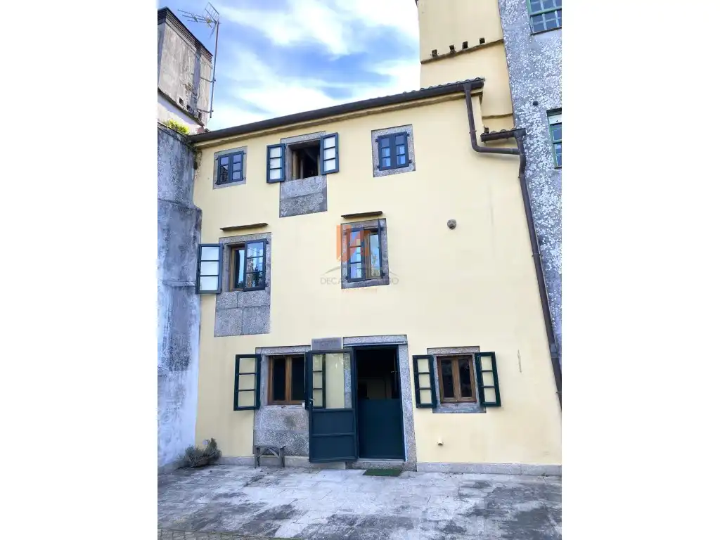 Vista exterior de Casa o chalet de alquiler en Santiago de Compostela  con Amueblado