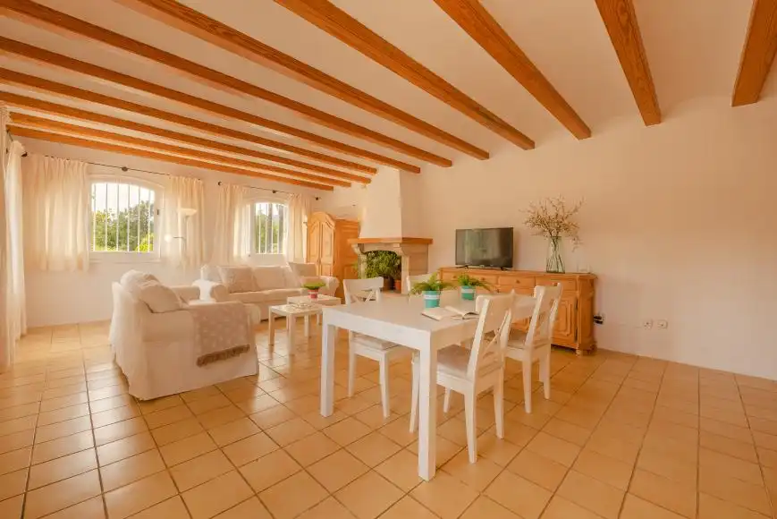 Sala d'estar de Finca rústica en venda en Riudarenes amb Aire condicionat, Calefacció i Jardí privat