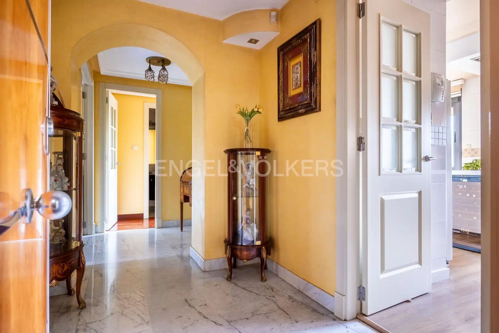 Flat for sale in Sevilla  with Air Conditioner, Heating and Private garden