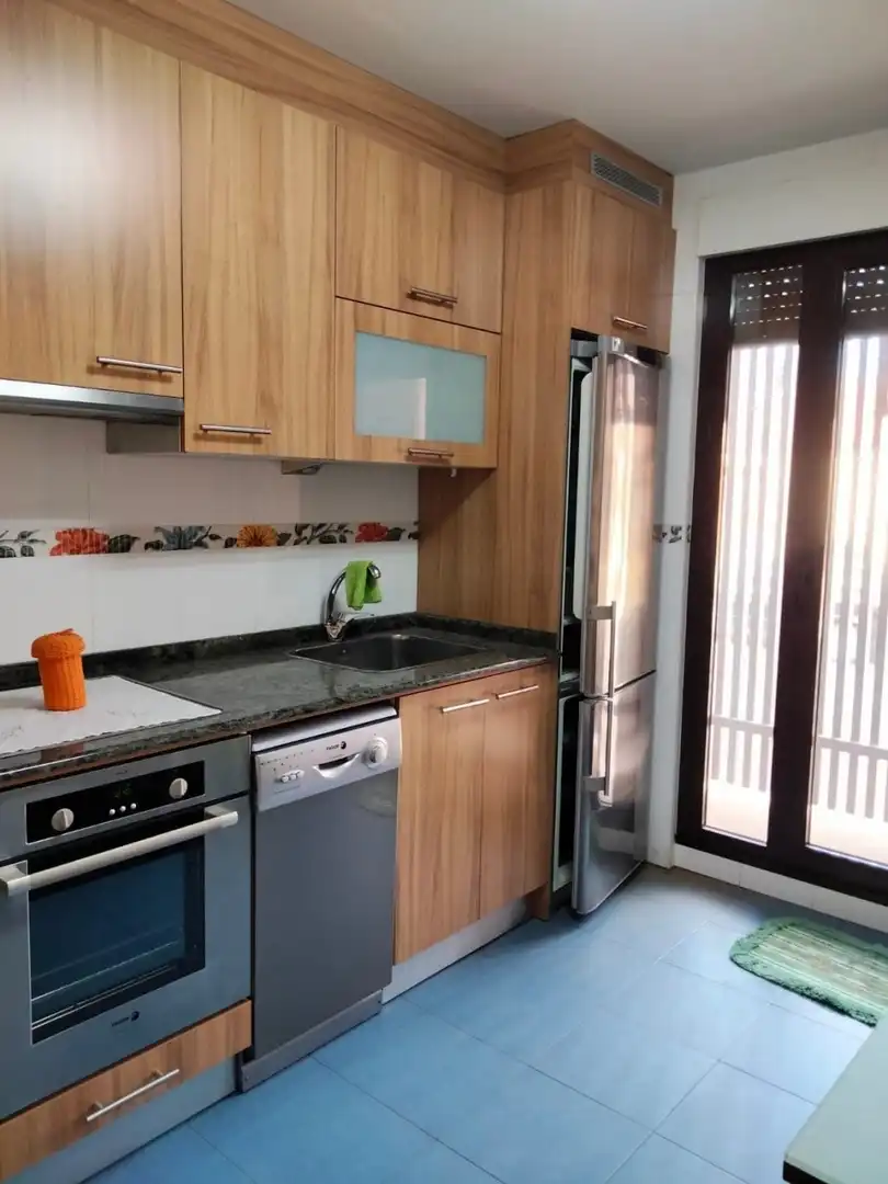 Cocina de Piso en venta en Valderas con Parquet, Amueblado y TV