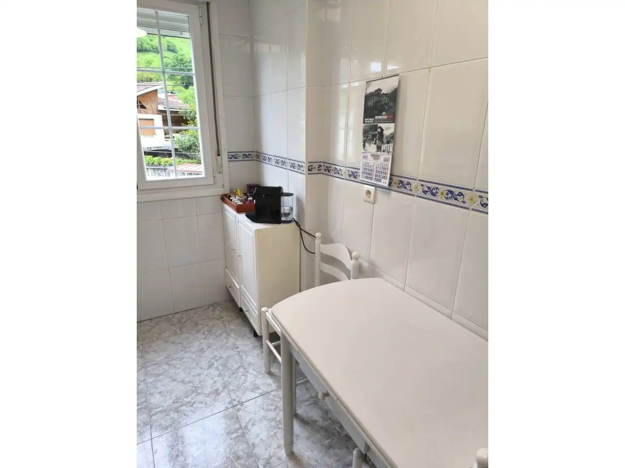 Kitchen of Flat for rent in Aller  with Heating, Parquet flooring and Furnished