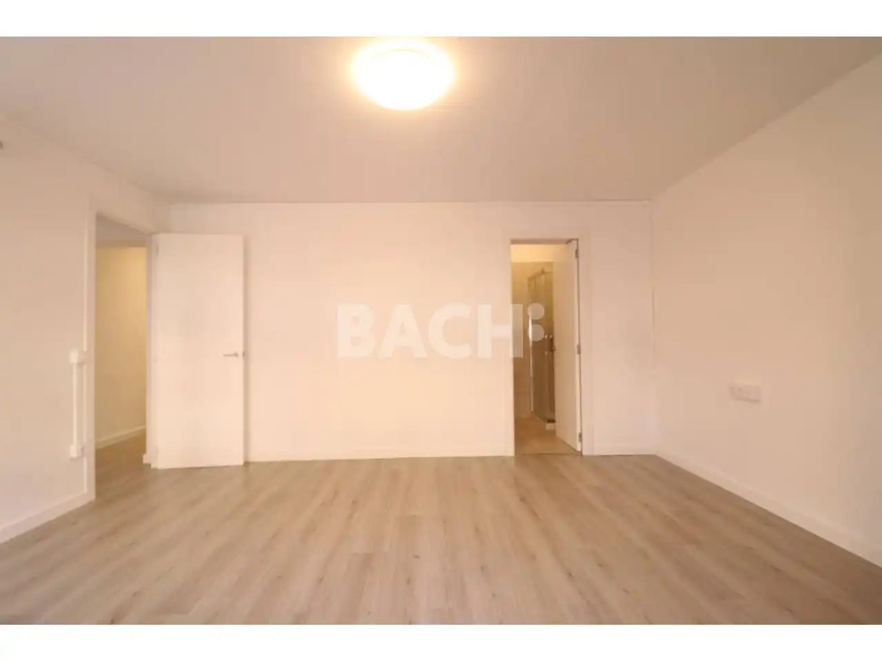 Wohnung zur Miete in Vic mit Heizung, Parkett und Terrasse