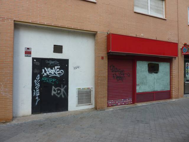 Local comercial en Alquiler en Avenida de Orovilla, 41 en Los Rosales