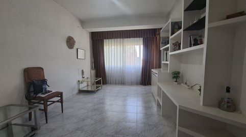 Foto 2 de Piso en venta en Avenida de Pablo Neruda, Portazgo, Madrid Capital