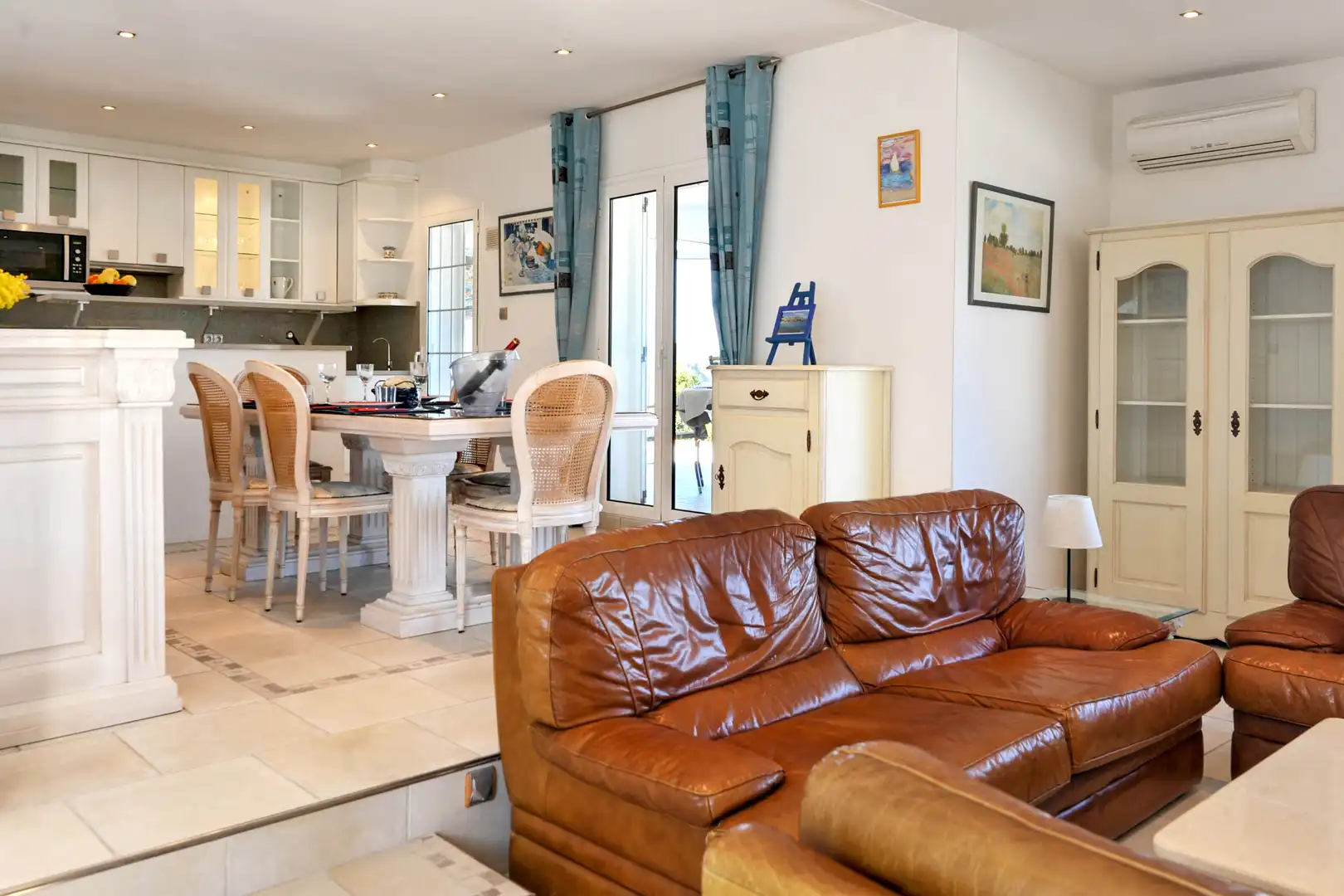 Wohnzimmer von Haus oder Chalet zum Verkauf in L'Escala mit Klimaanlage, Heizung und Privatgarten