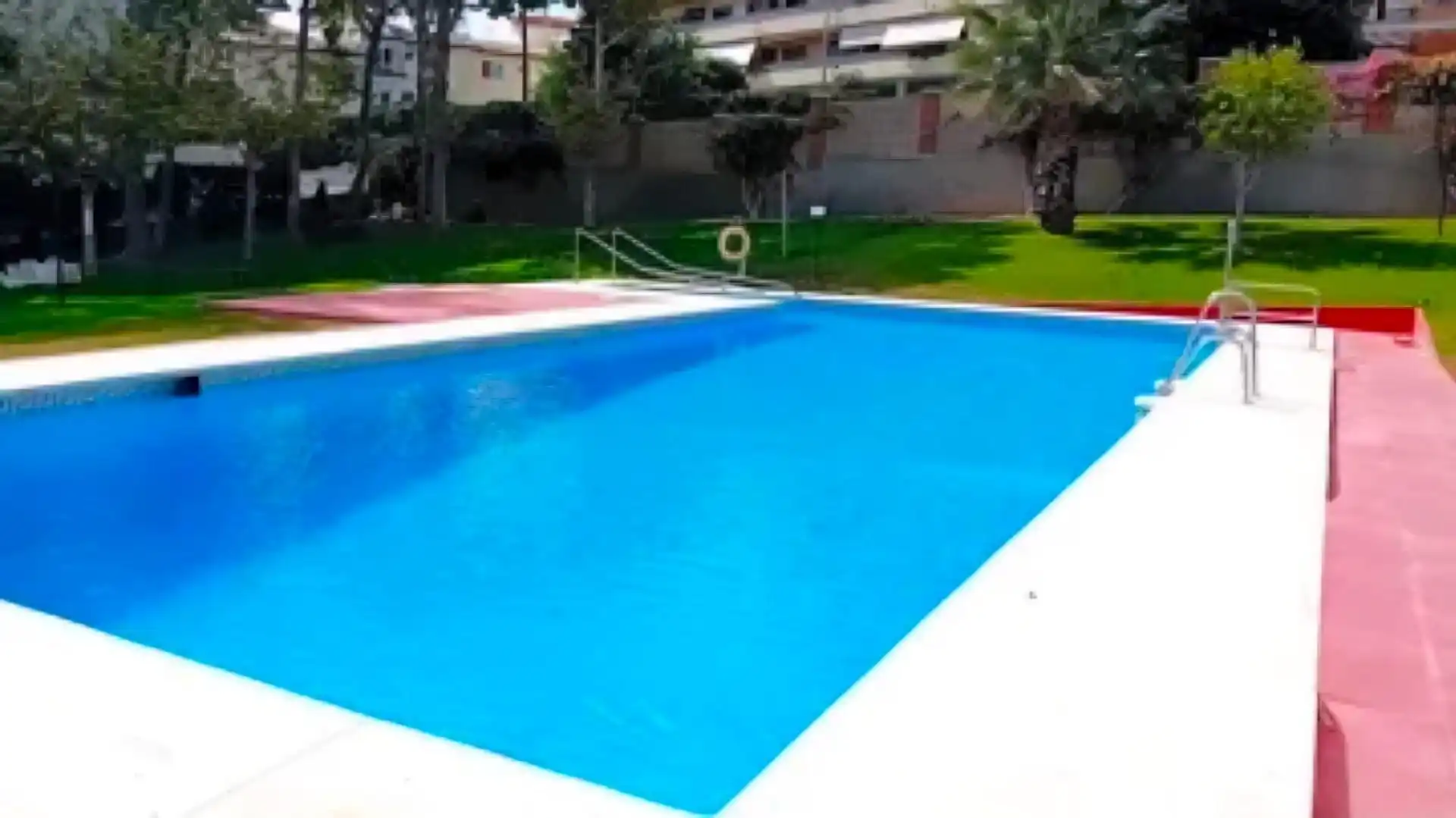 Schwimmbecken von Wohnung zum Verkauf in Torremolinos