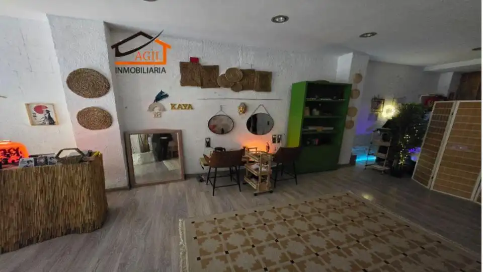Locale commerciale in cessione a Calle Palomares, imagen 4