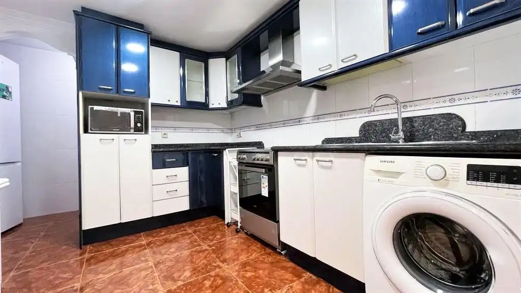 Cocina de Piso para compartir en Elche / Elx con Aire acondicionado y Amueblado