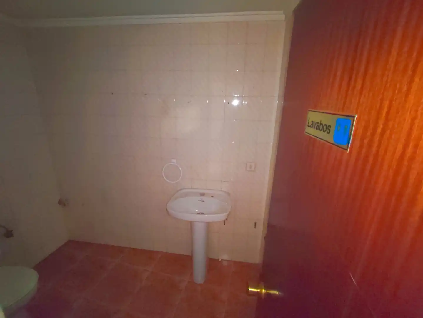 Badezimmer von Geschaftsraum zur Miete in Palencia mit Heizung