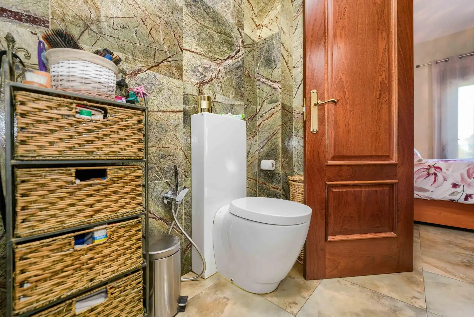 Baño de Casa o chalet en venta en Bormujos con Aire acondicionado, Terraza y Trastero