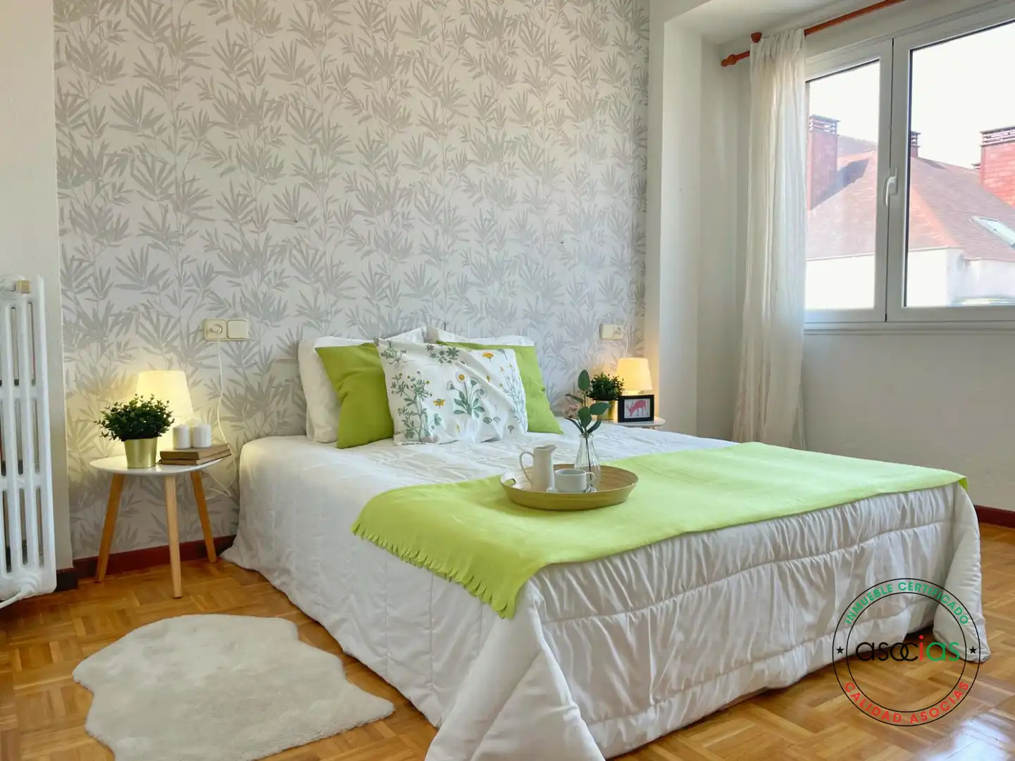 Habitación de Piso en venta en Gijón  con Calefacción y Parquet
