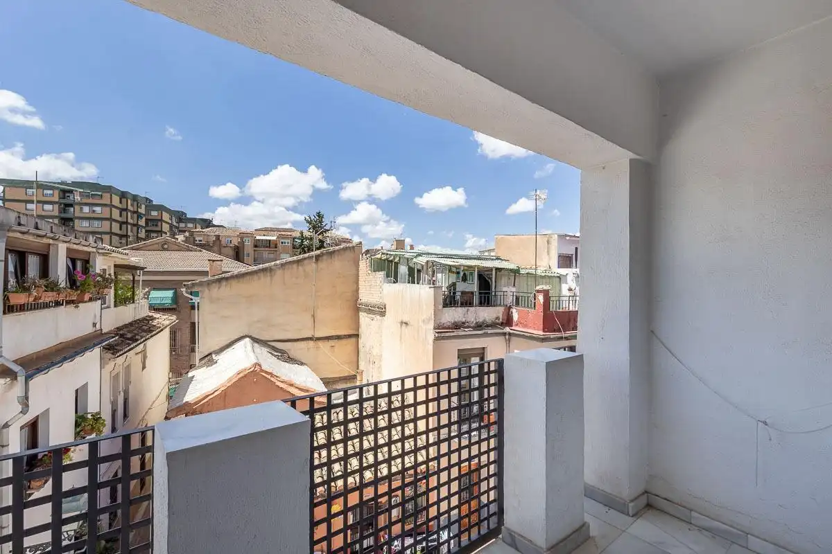 Terrassa de Casa o xalet en venda en Granada amb Aire condicionat, Calefacció i Jardí privat