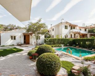 Jardí de Casa o xalet en venda en Sant Cugat del Vallès amb Piscina