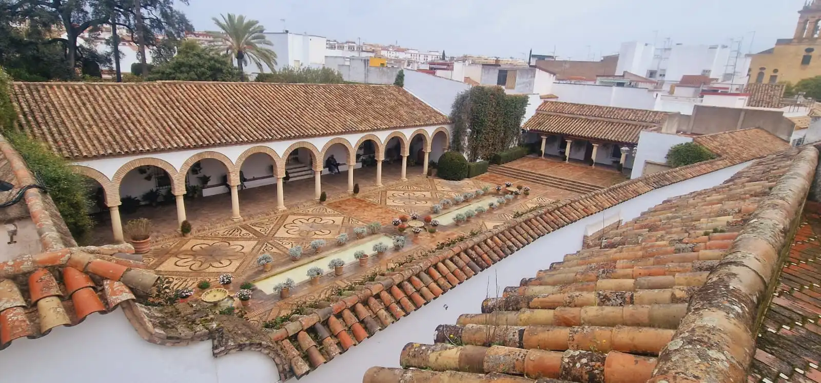Vista exterior de Casa o xalet en venda en Córdoba amb Aire condicionat, Calefacció i Jardí privat