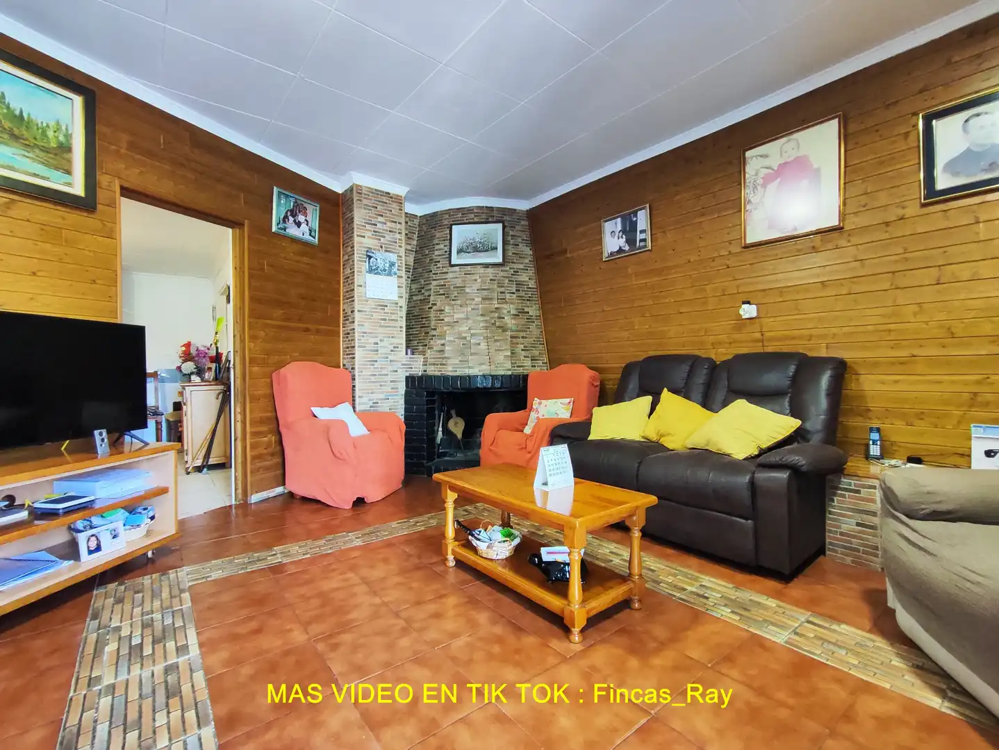 Sala d'estar de Casa o xalet en venda en Lliçà d'Amunt amb Aire condicionat, Calefacció i Jardí privat