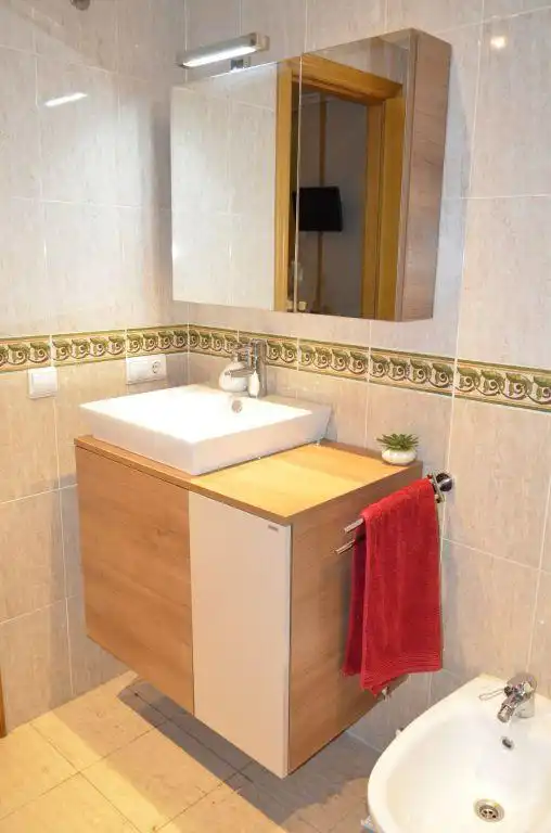 Baño de Piso en venta en Xirivella con Aire acondicionado, Calefacción y Trastero
