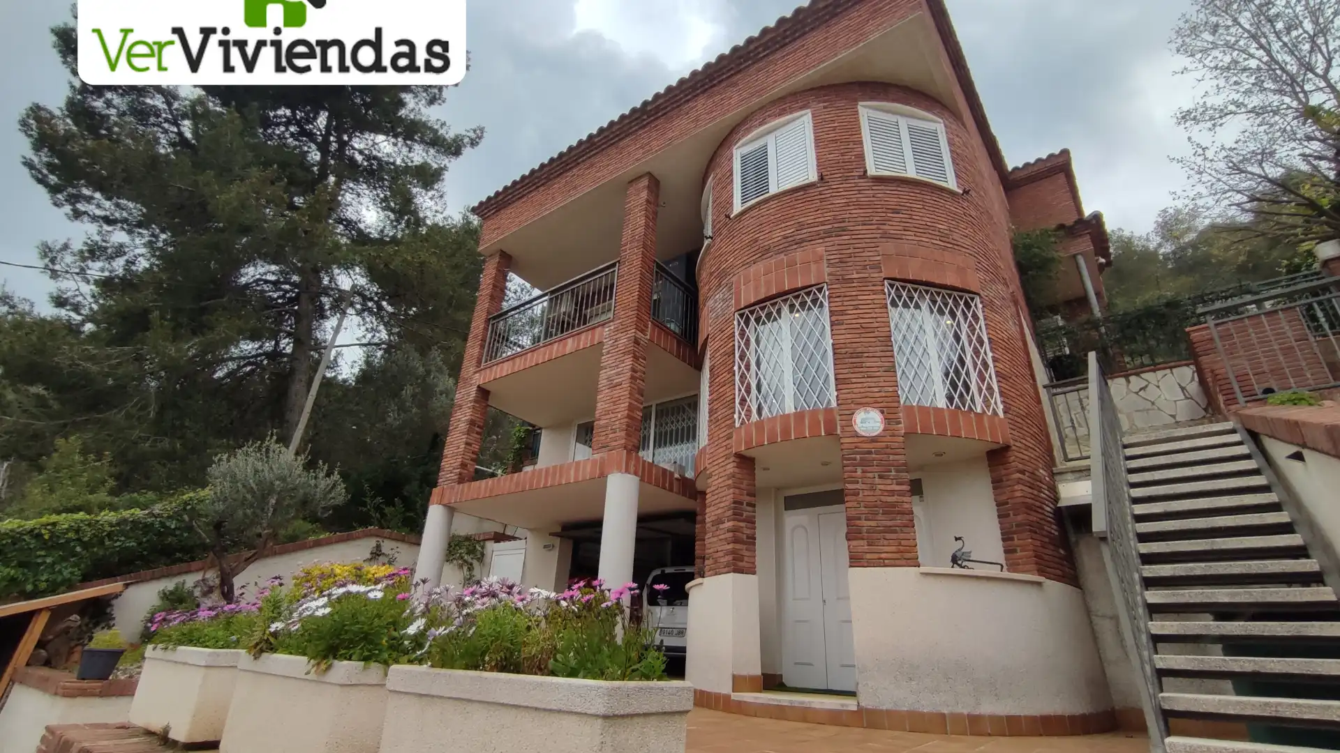 Vista exterior de Casa o chalet en venta en Cervelló con Calefacción, Jardín privado y Terraza