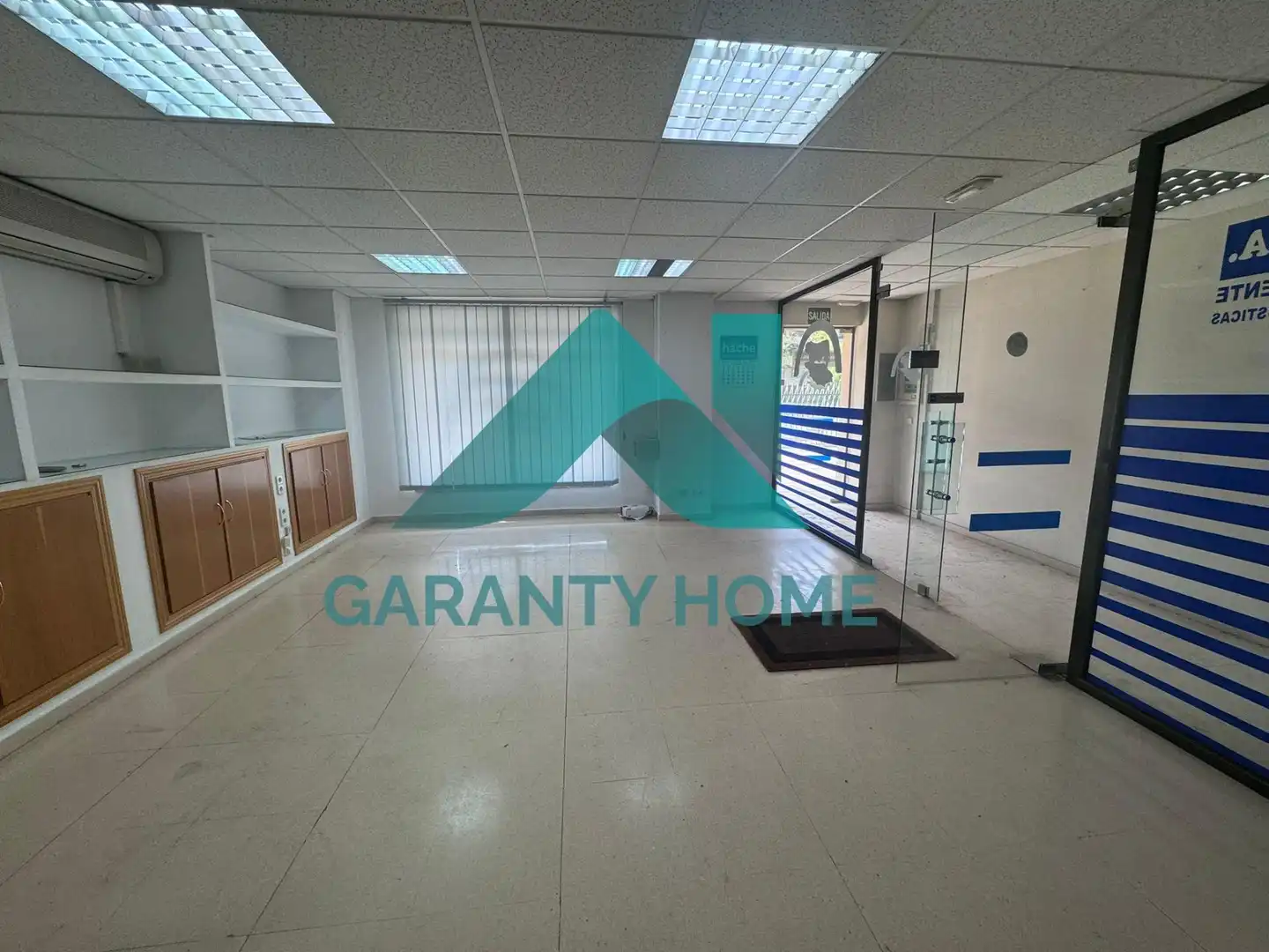 Office for rent in Cáceres  with Air Conditioner and Heating