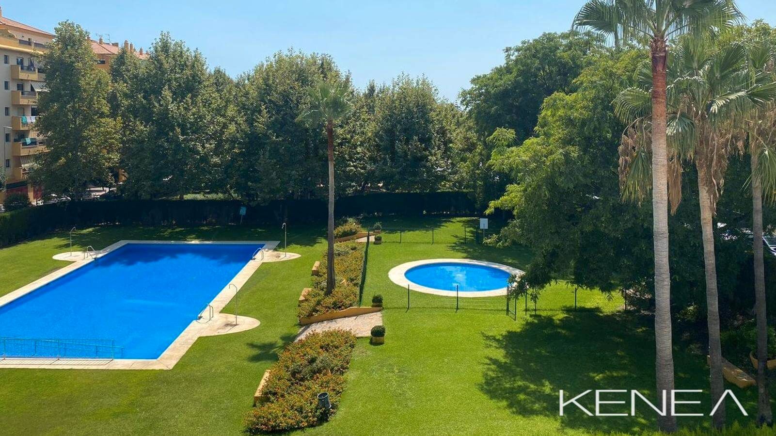 Garden of Flat for sale in Marbella  with Air Conditioner, Heating and Terrace