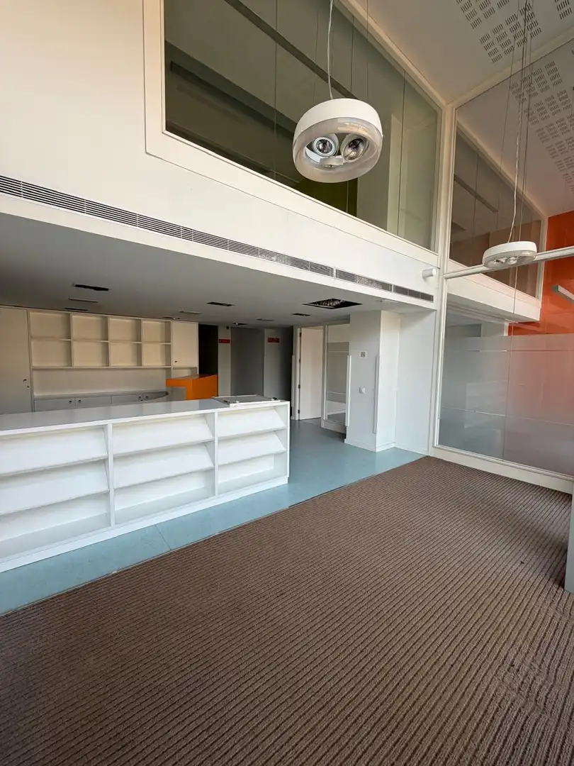 Locale commerciale in vendita a Centre - Sant Oleguer, imagen 18