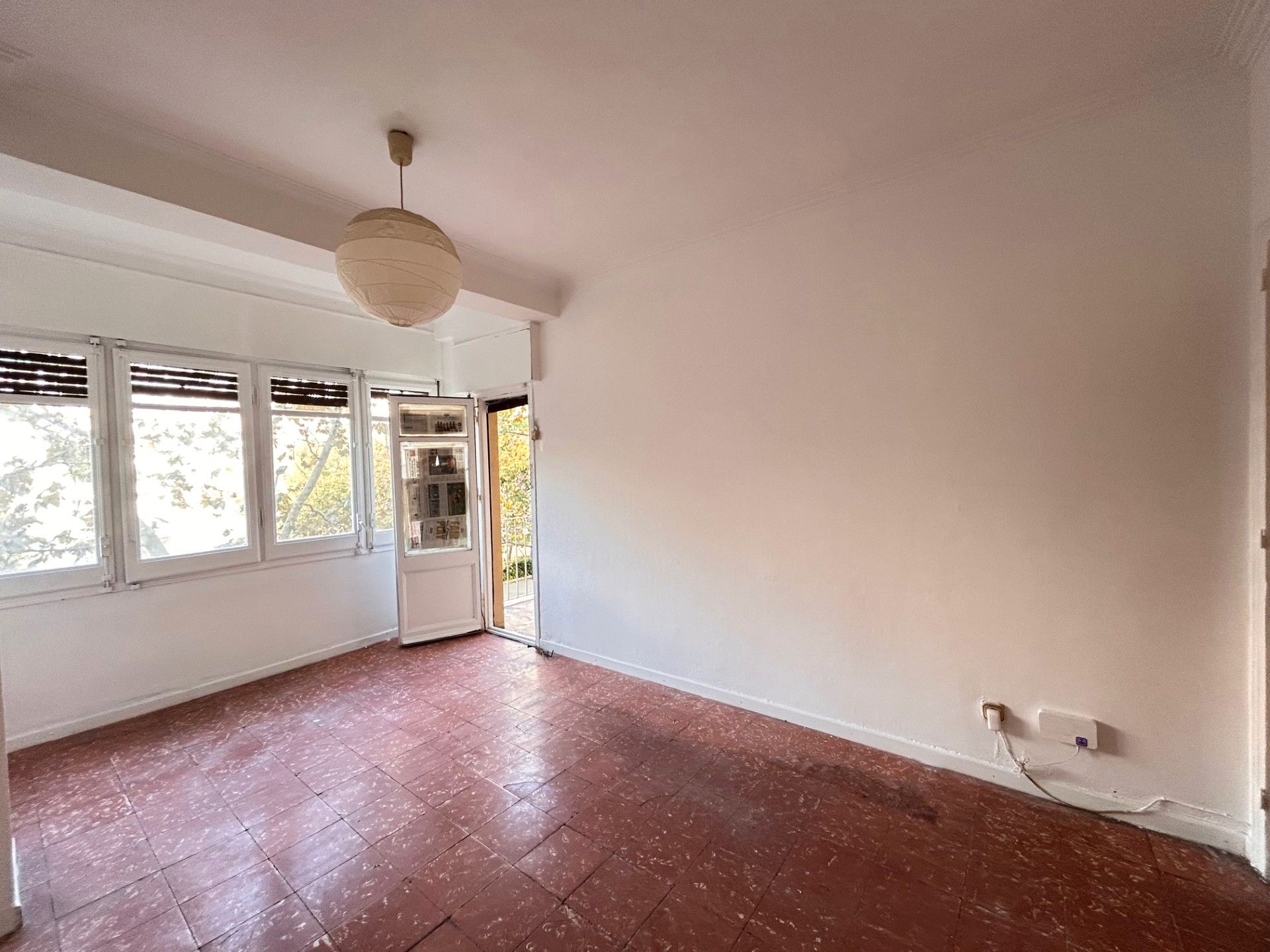 Sala d'estar de Pis en venda en  Barcelona Capital amb Alarma