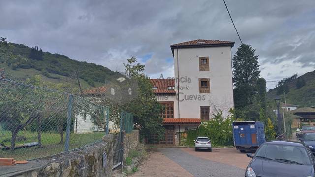 Edificio en Venta en Torre de Tuña en Tineo