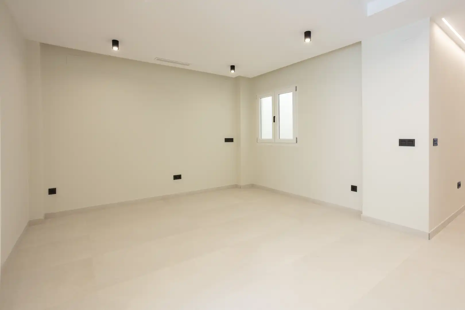 Houses for sale in Cavanilles, Centro Histórico