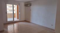 Sala d'estar de Apartament en venda en Oropesa del Mar / Orpesa amb Aire condicionat, Terrassa i Alarma