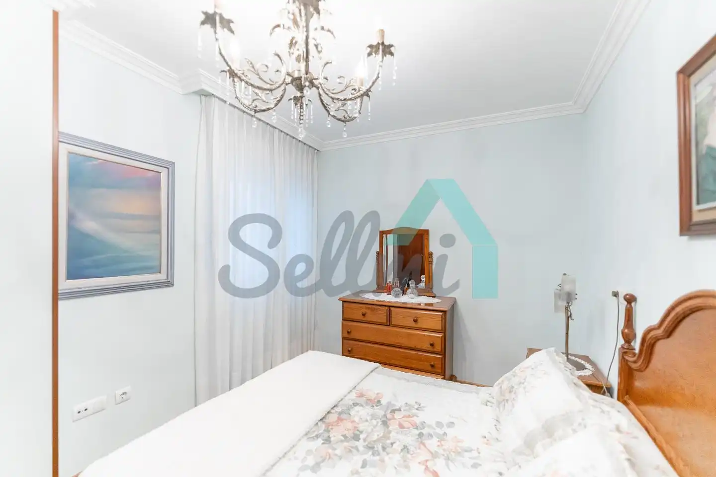 Bedroom of Flat for sale in Gijón   with Heating, Parquet flooring and Furnished