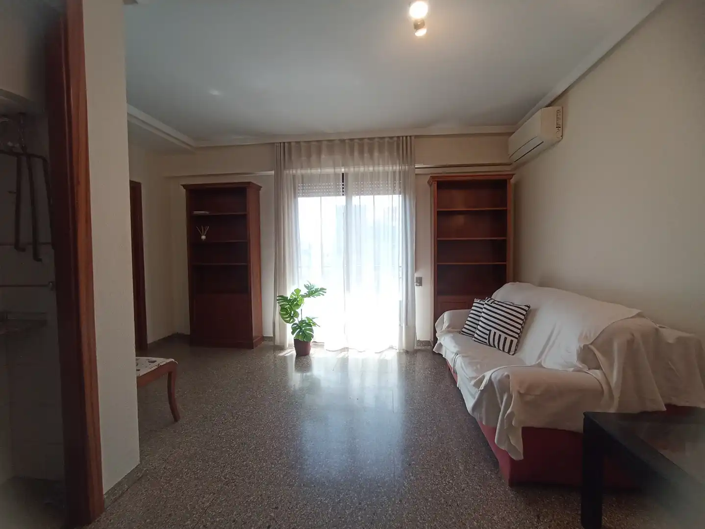 Wohnzimmer von Wohnung zur Miete in Madrid mit Klimaanlage, Heizung und Möbliert