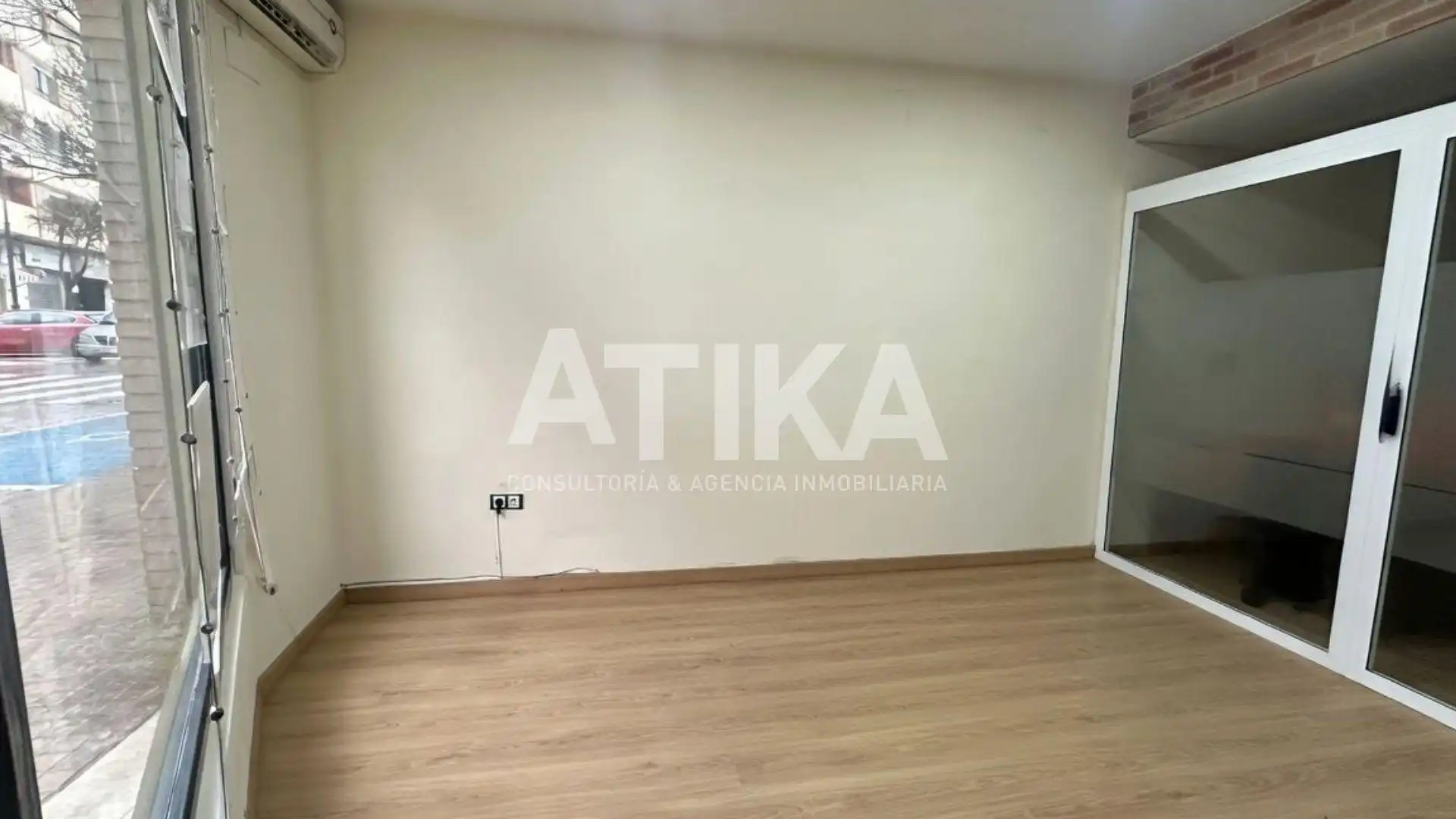 Office for rent in Ontinyent  with Air Conditioner and Heating