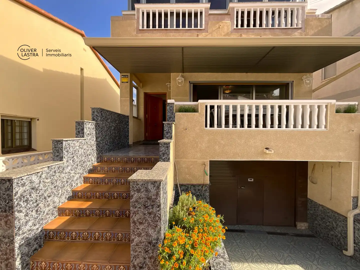 Vista exterior de Casa o chalet en venta en Sant Andreu de la Barca, Barcelona