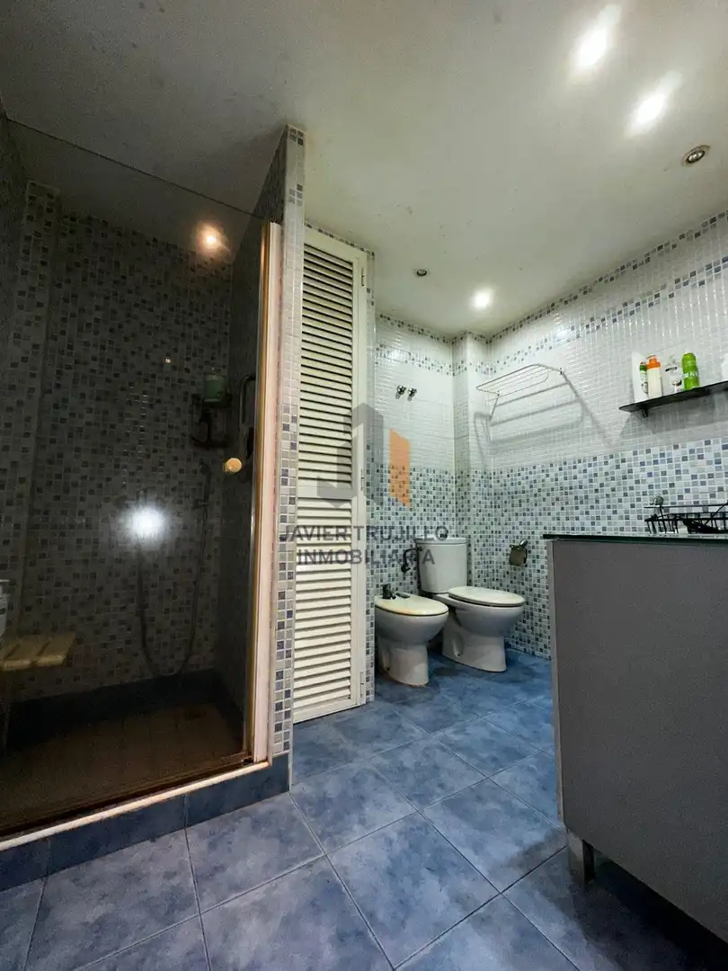 Bathroom of Buildings for sale in Vélez-Málaga