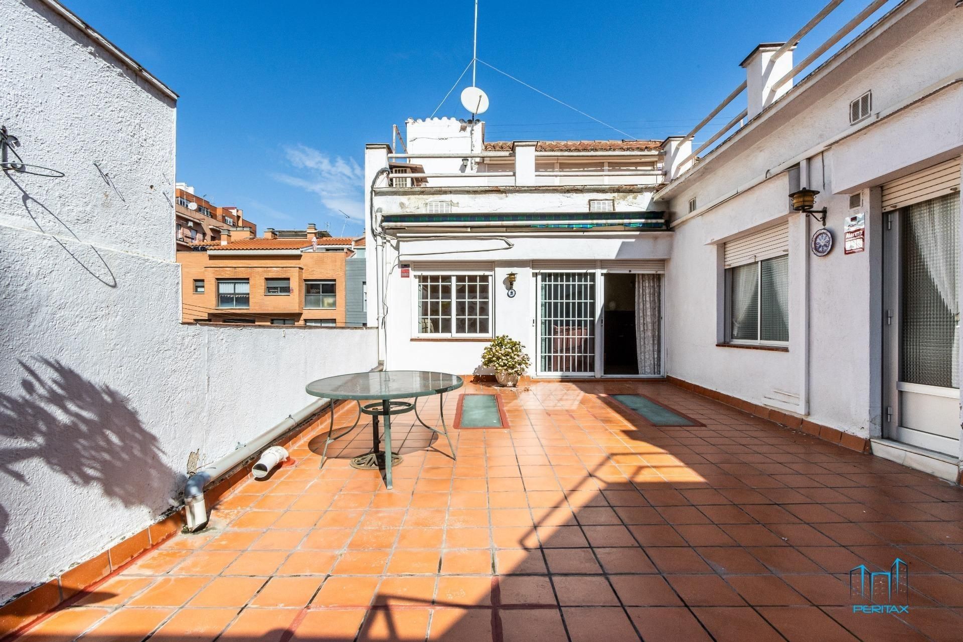 Terrassa de Casa o xalet en venda en Sabadell amb Calefacció, Terrassa i Alarma