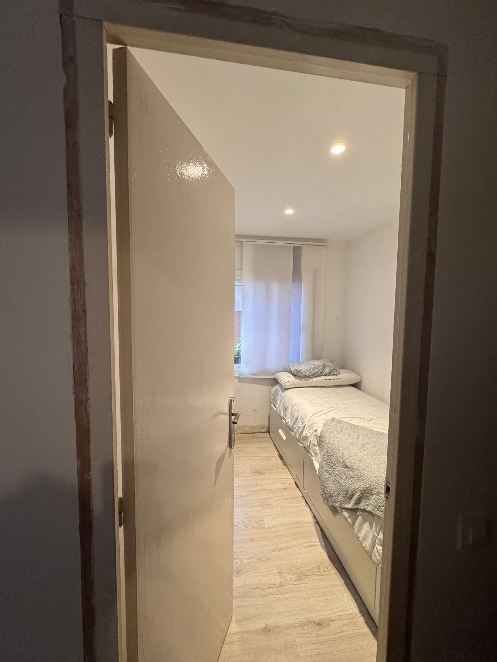 Habitación de Piso para compartir en Sant Cugat del Vallès con Aire acondicionado, Terraza y Amueblado