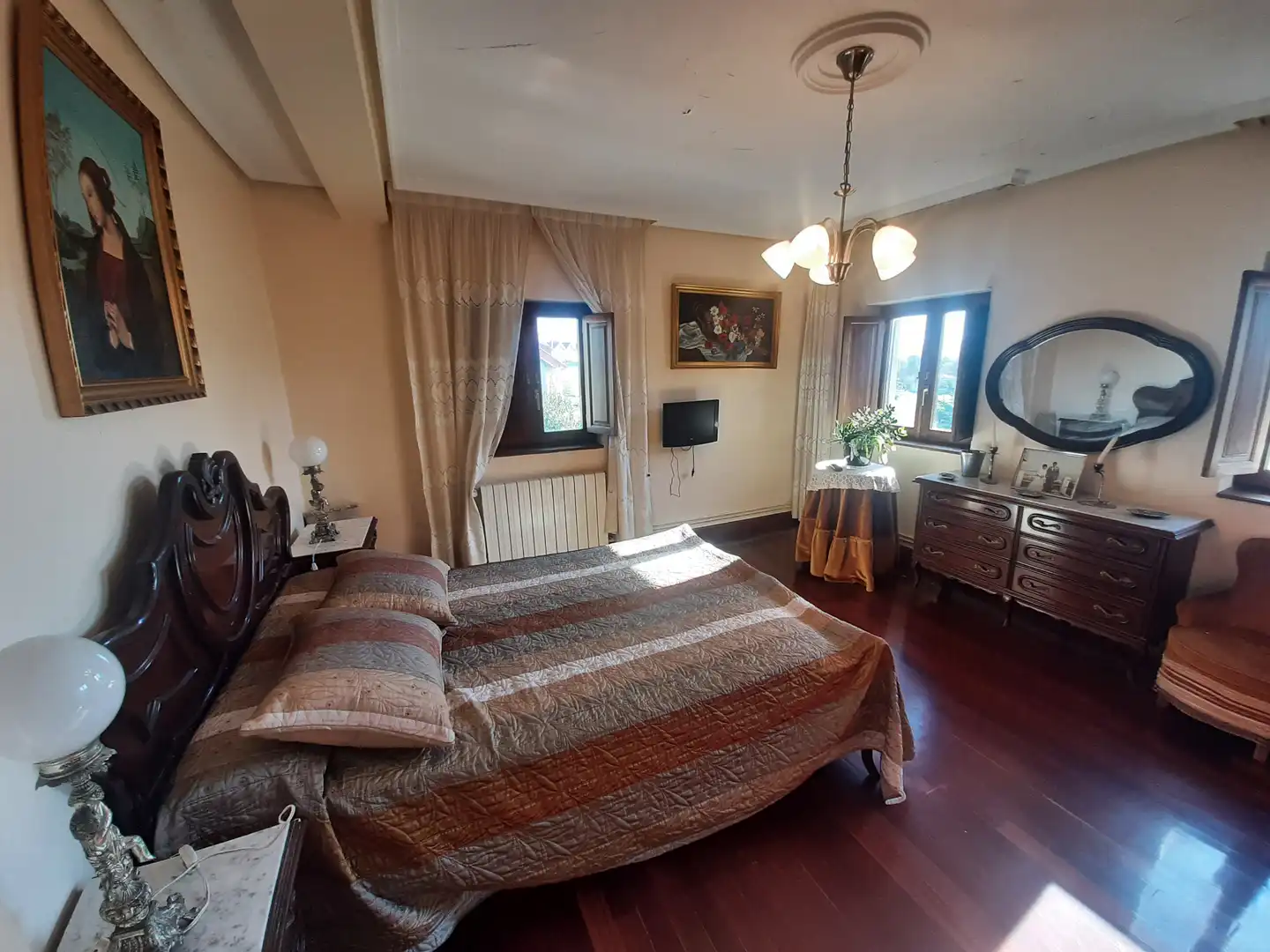 Habitación de Casa o chalet en venta en Reocín con Calefacción, Jardín privado y Amueblado