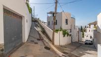 Vista exterior de Casa o xalet en venda en  Granada Capital amb Calefacció, Parquet i Terrassa