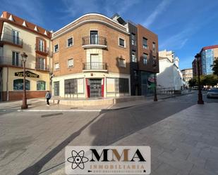 Vista exterior de Àtic en venda en  Huelva Capital amb Aire condicionat, Calefacció i Terrassa