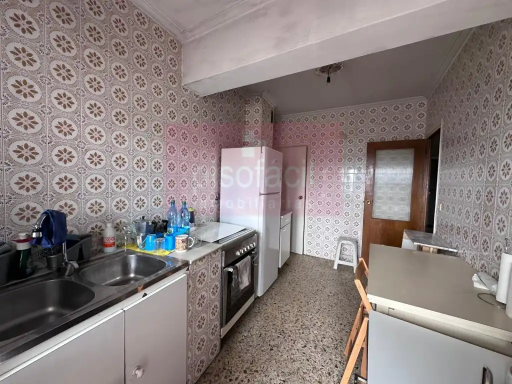 Küche von Wohnung zum Verkauf in Lugo
