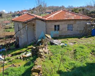 Casa o xalet en venda en Ourense Capital  amb Calefacció, Jardí privat i Terrassa