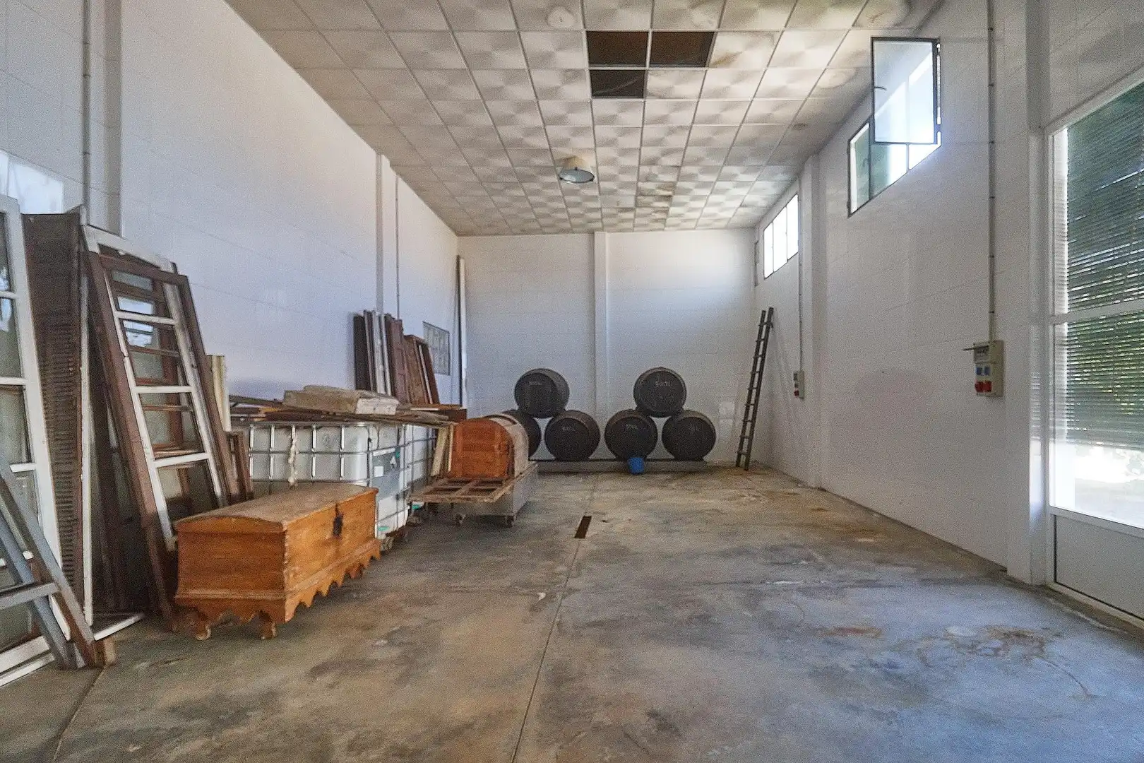 Nave industrial en venta en Aguilar de la Frontera