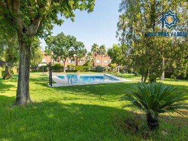 Maison jumelée avec piscine à vendre à Chana