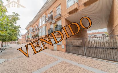 Exterior view of Duplex for sale in Griñón  with Air Conditioner, Parquet flooring and Balcony