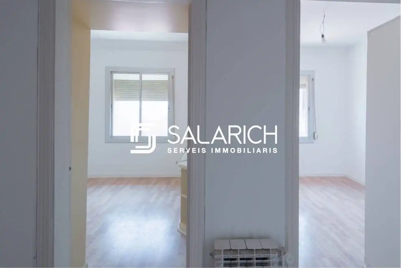Piso en venta en Barcelona con Aire acondicionado, Calefacción y Terraza