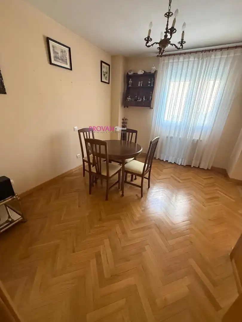 Menjador de Pis en venda en San Agustín del Guadalix amb Aire condicionat, Calefacció i Parquet