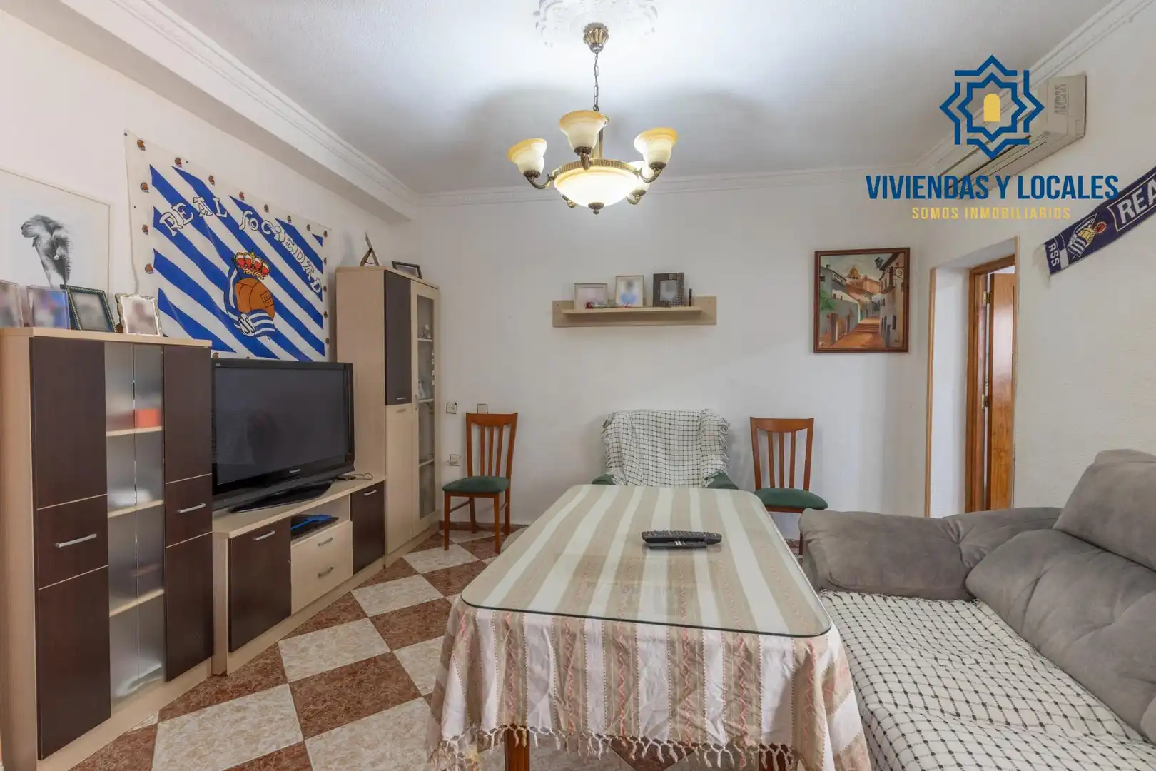 Sala d'estar de Casa o xalet en venda en La Zubia amb Terrassa