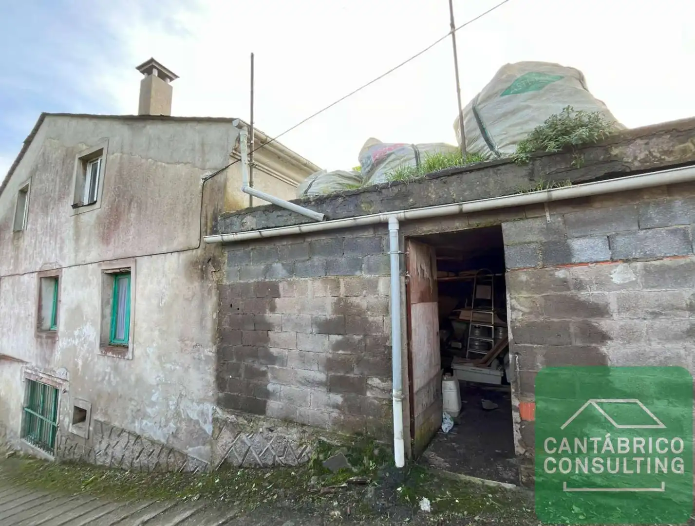 Casa adosada en venta en Vegadeo