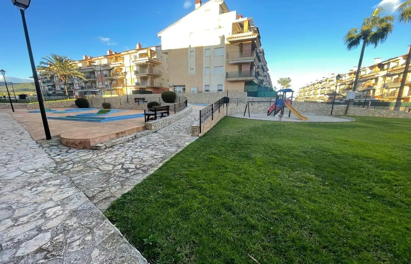 Vista exterior de Apartamento en venta en Alcanar con Jardín privado, Terraza y Trastero